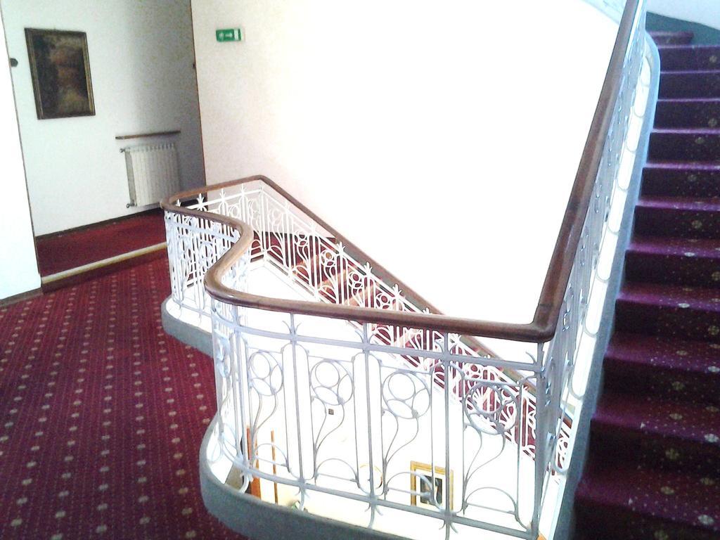Hotel Nuovo Suisse Alassio Esterno foto